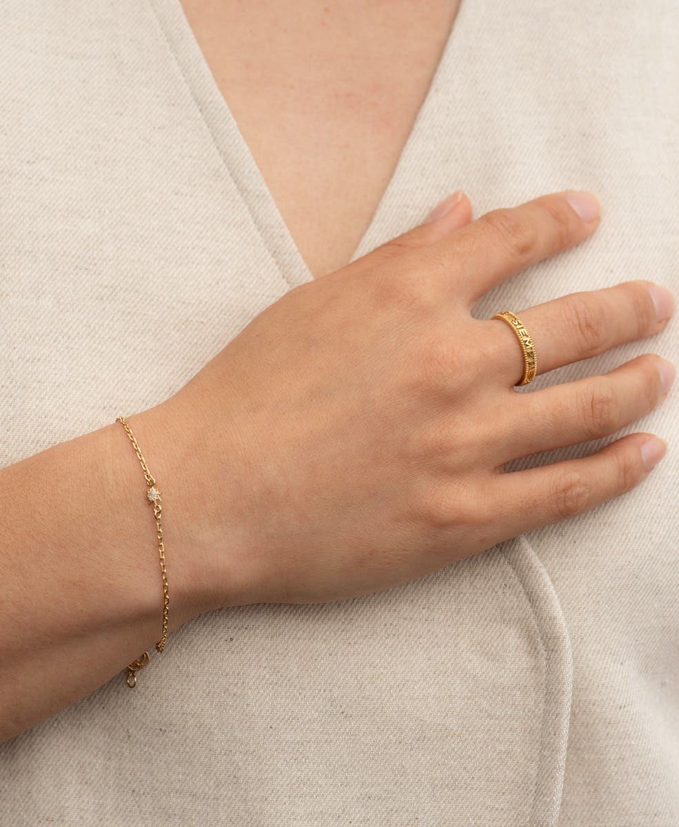 Zoe & Morgan | Siempre Ring - Gold