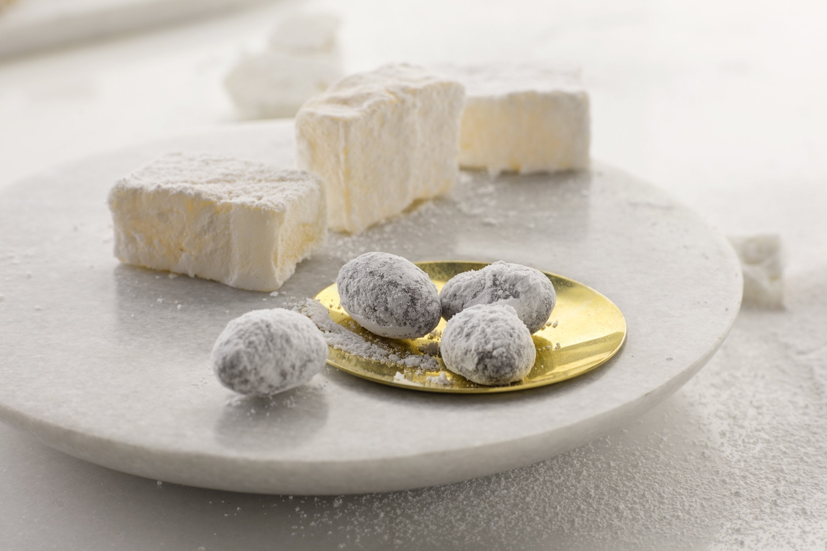 Tom Dixon | Stone Serve Board White Morward Marble & Brass