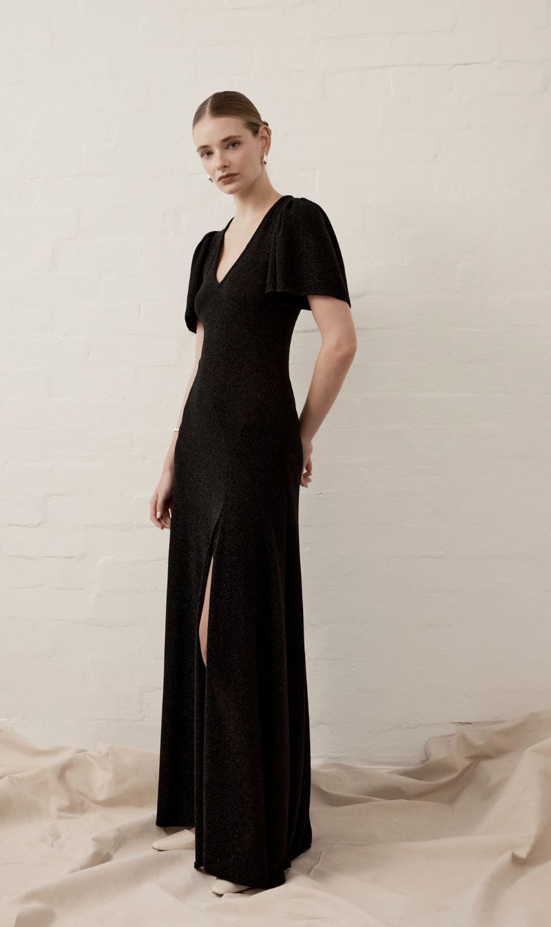 Luxe De Valentina | Fluted V-Neck Como Maxi Dress - Black