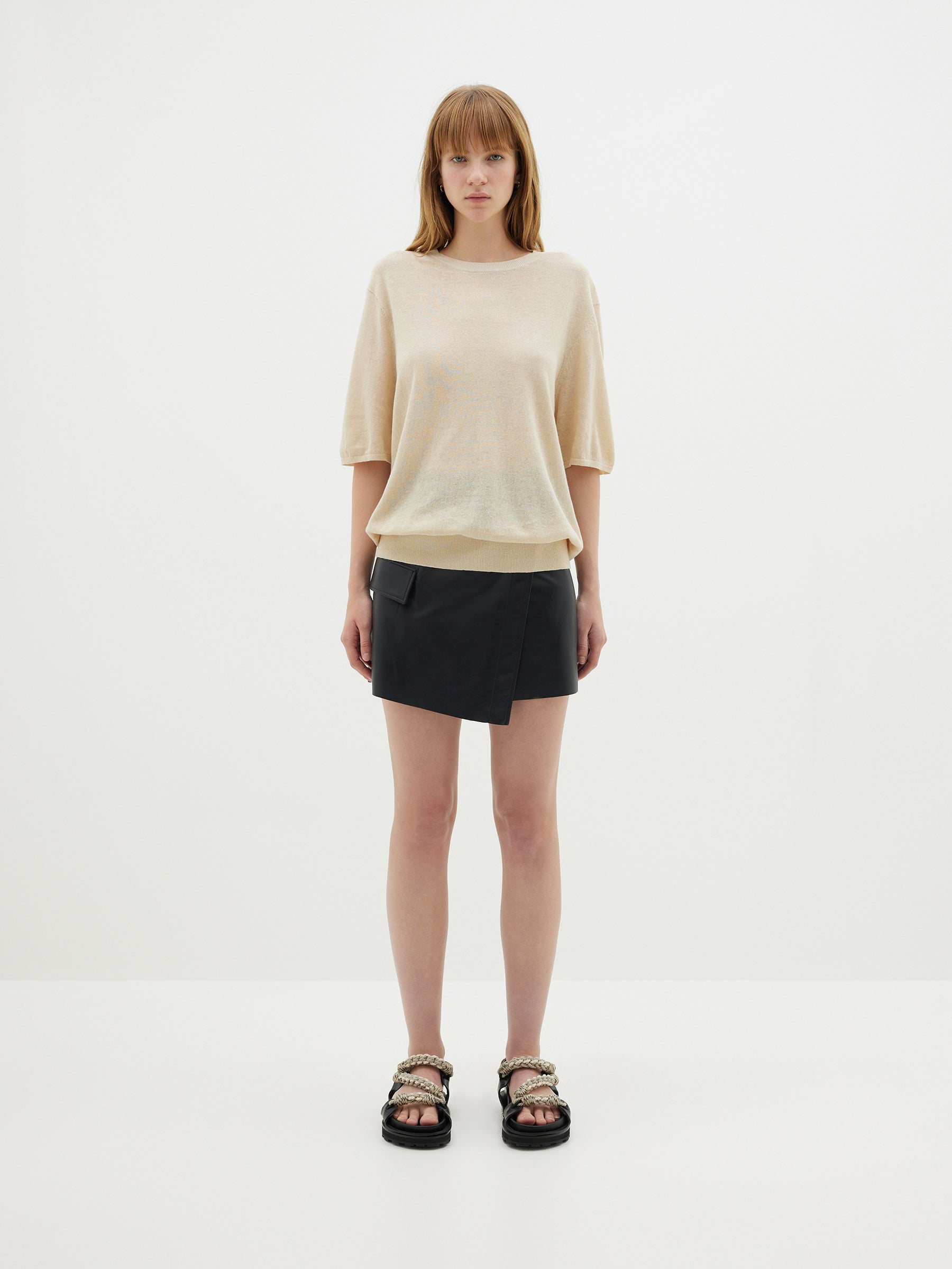 Bassike | Cotton Linen Fine Knit T.Shirt - Hazelnut