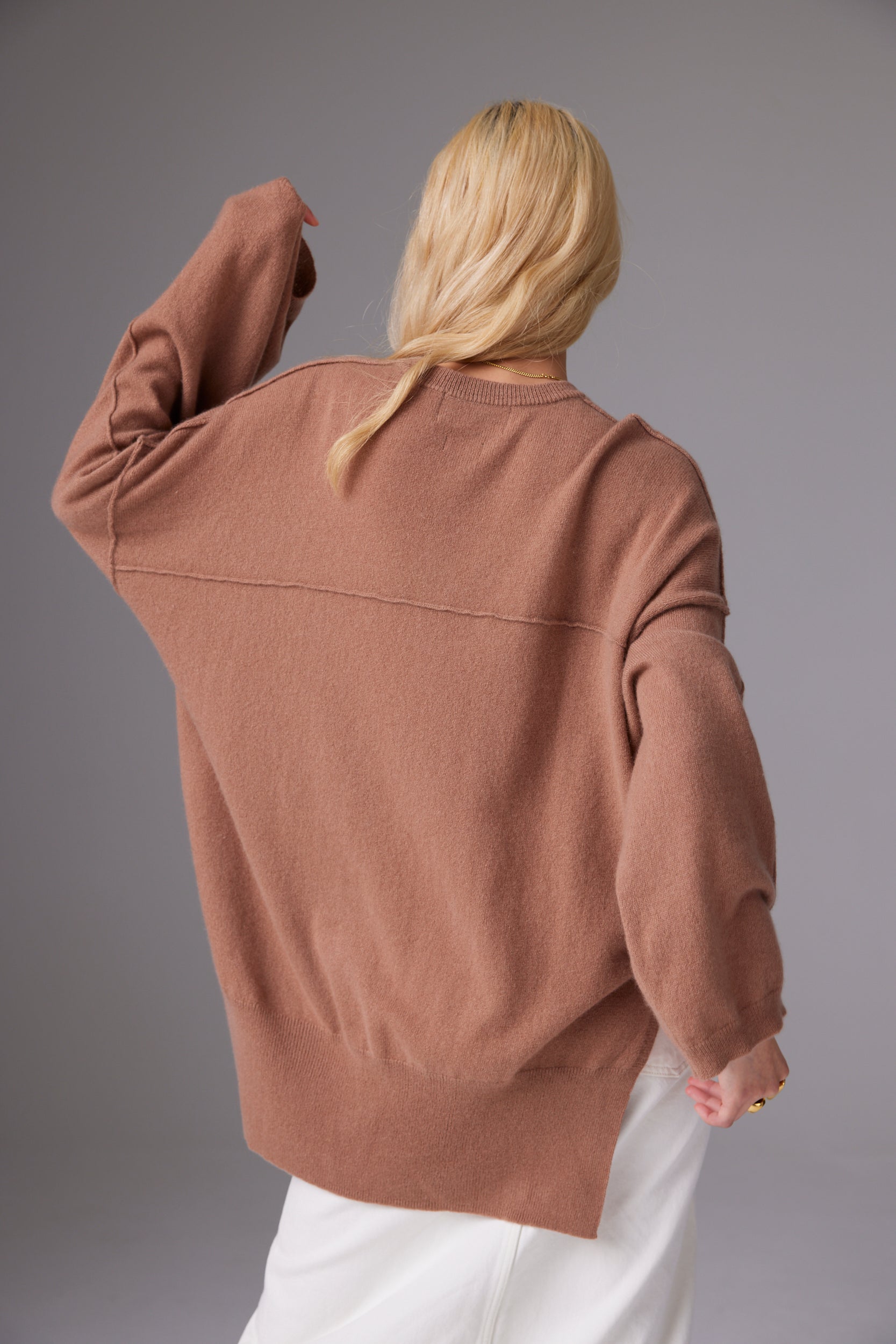 CRUSH | Tyler Button Cashmere Crew - Coco