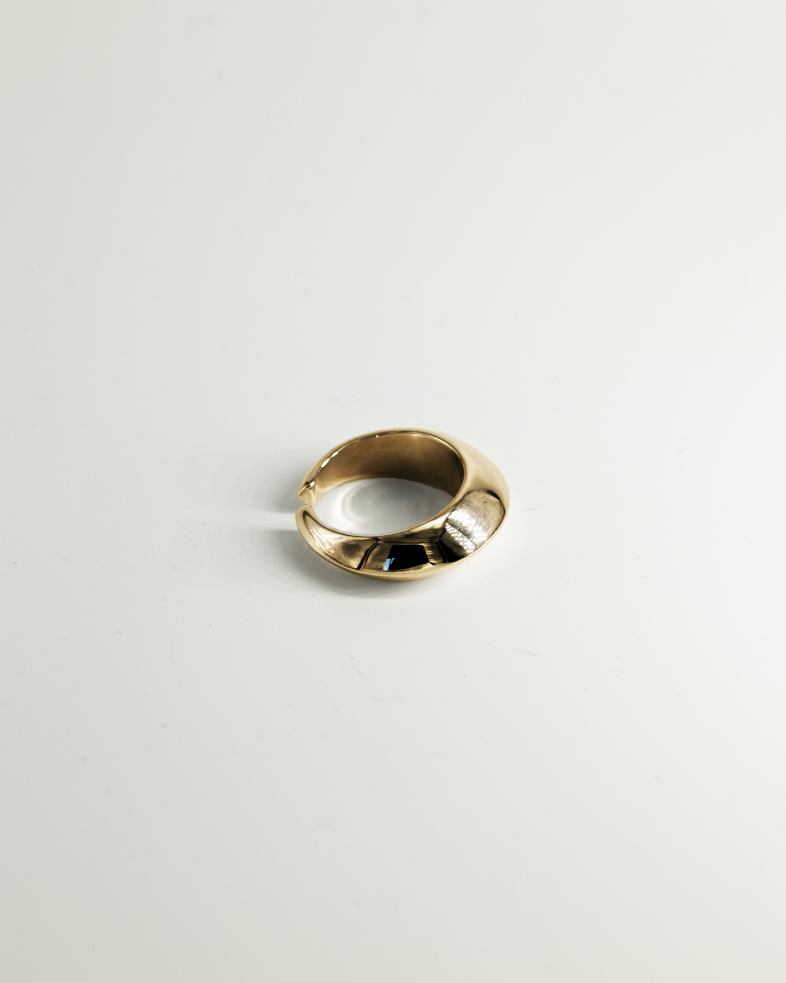 Jasmin Sparrow | Ear Cuff Large - Gold