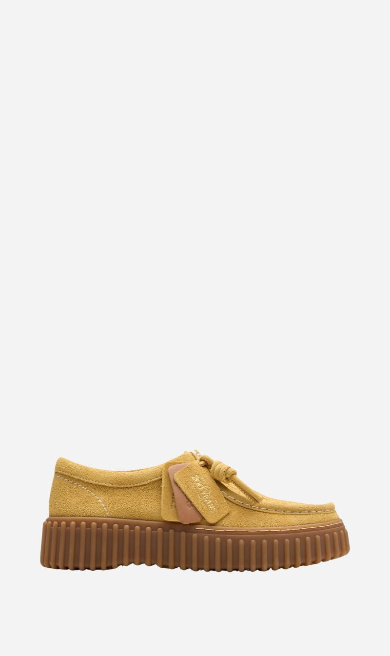 Clarks | Torhill Bee - Golden Tan Suede