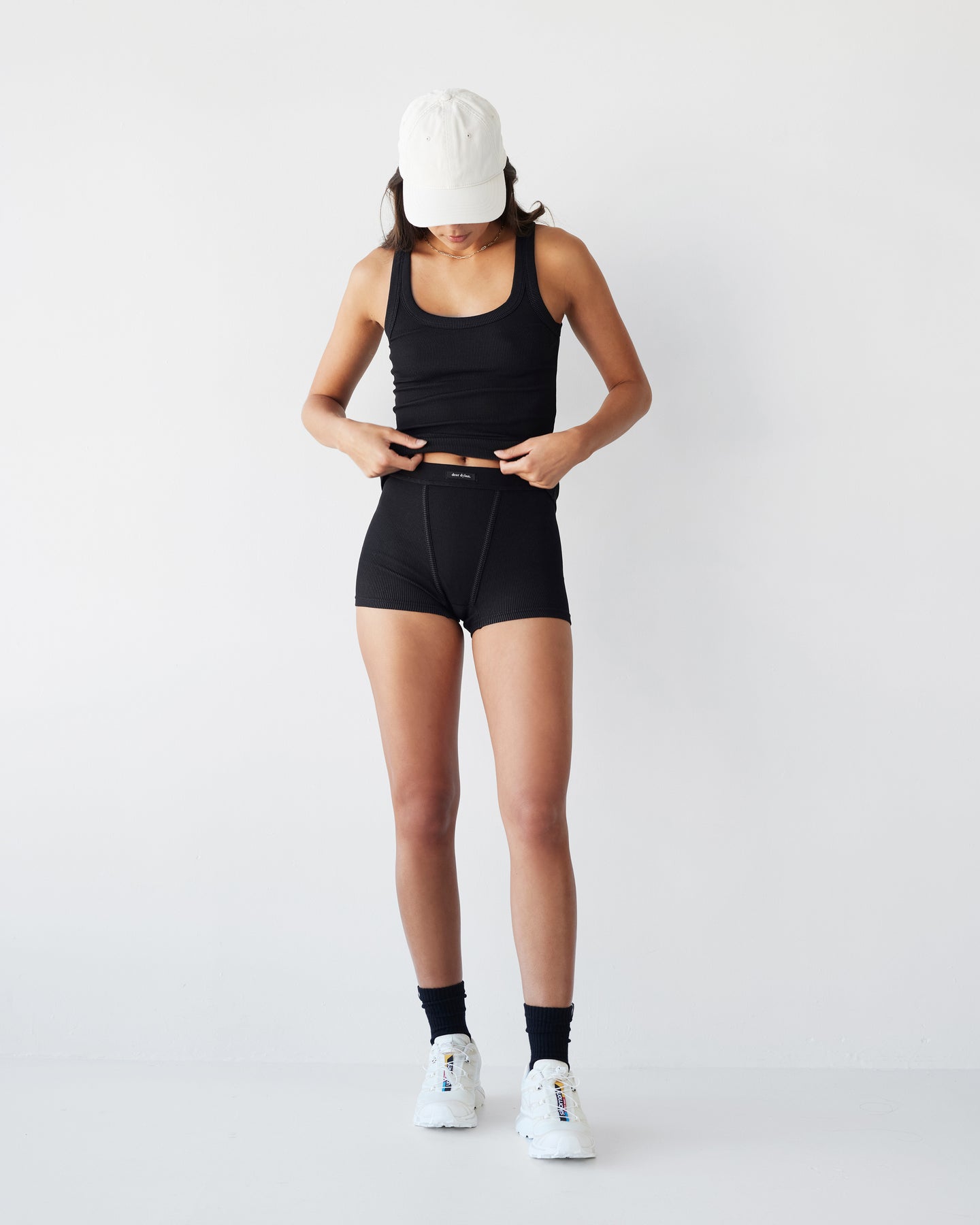 Dear Dylan | Organic Mid Rise Boyfriend Short - Noir