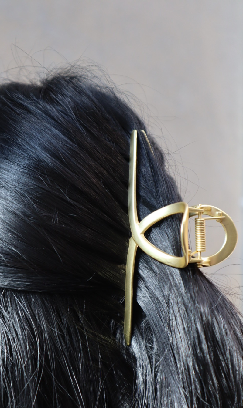 Sisters & Co | Matte Metal Hair Clip - Gold