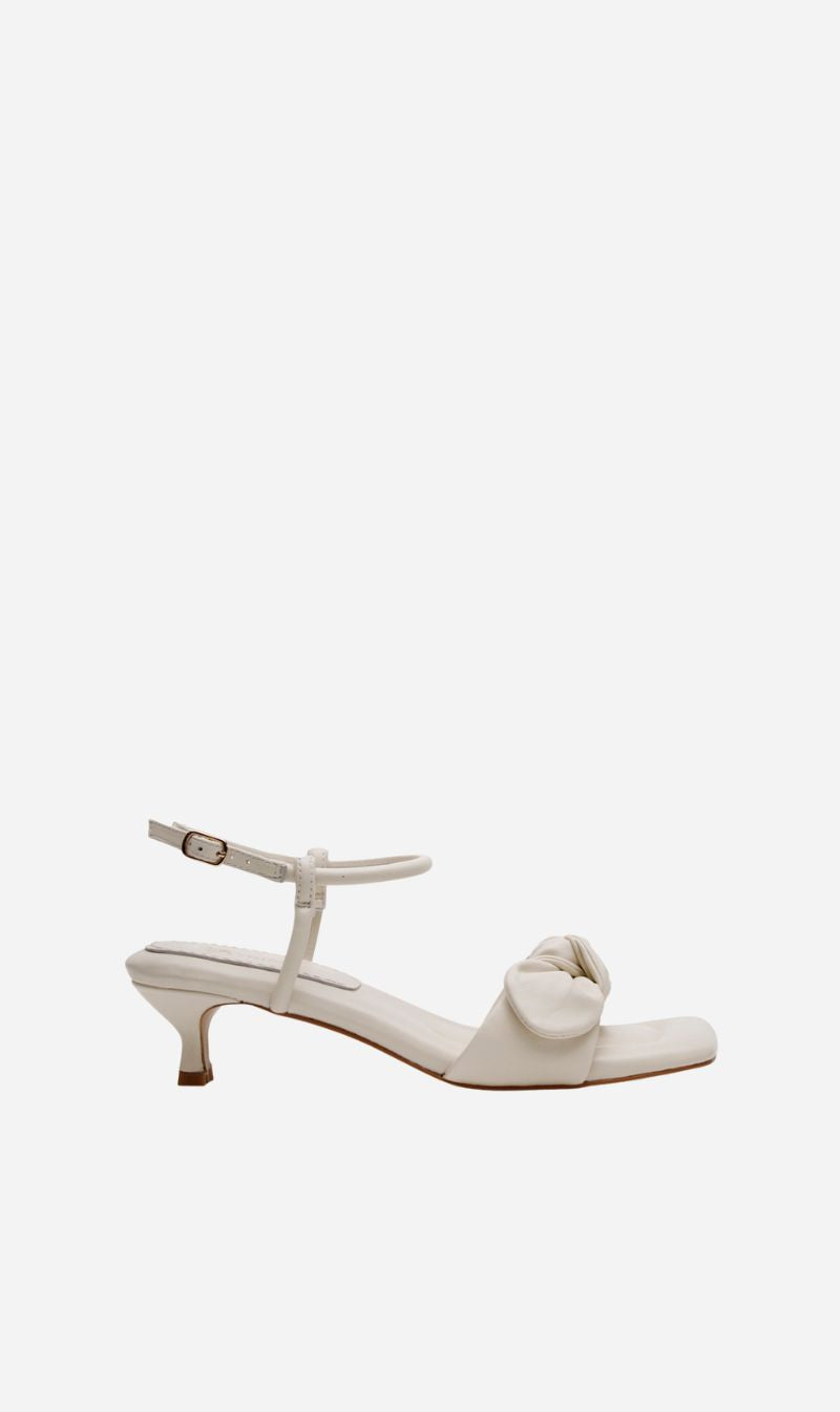 La Tribe | Bow Kitten Heel - Cream