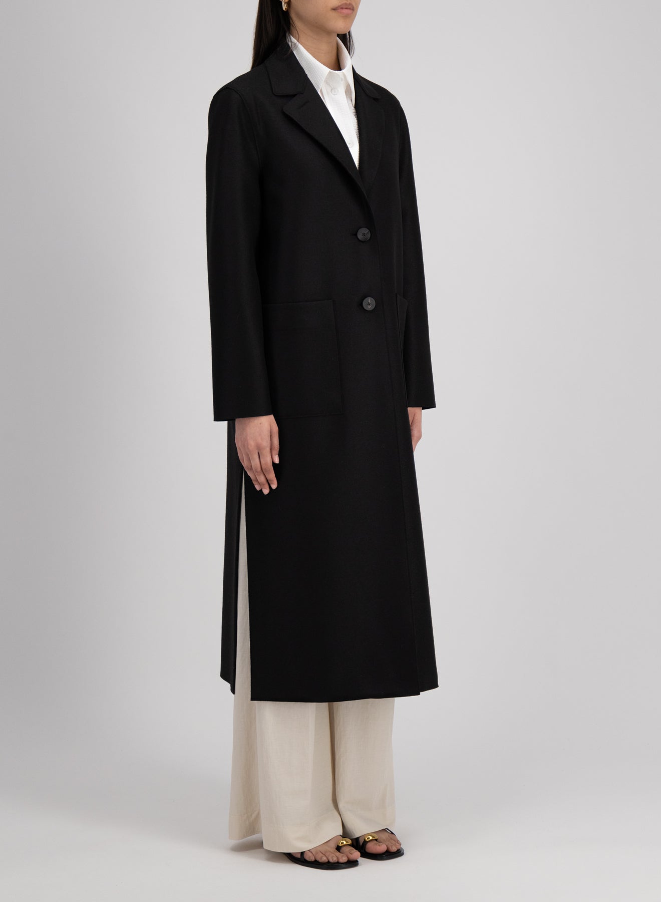 Harris Wharf London | Long Boxy Coat Light Pressed Wool - Black