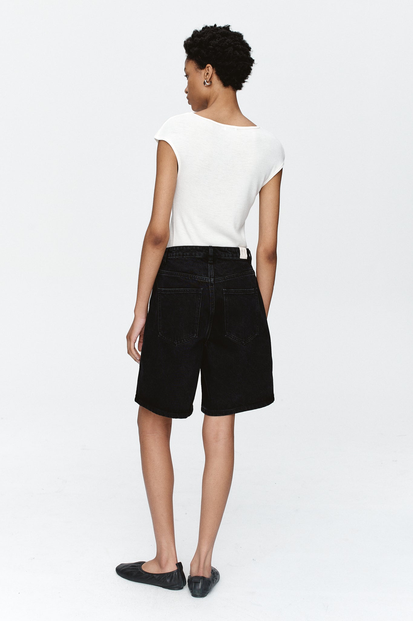 Marle | Relaxed Jean Short - Black