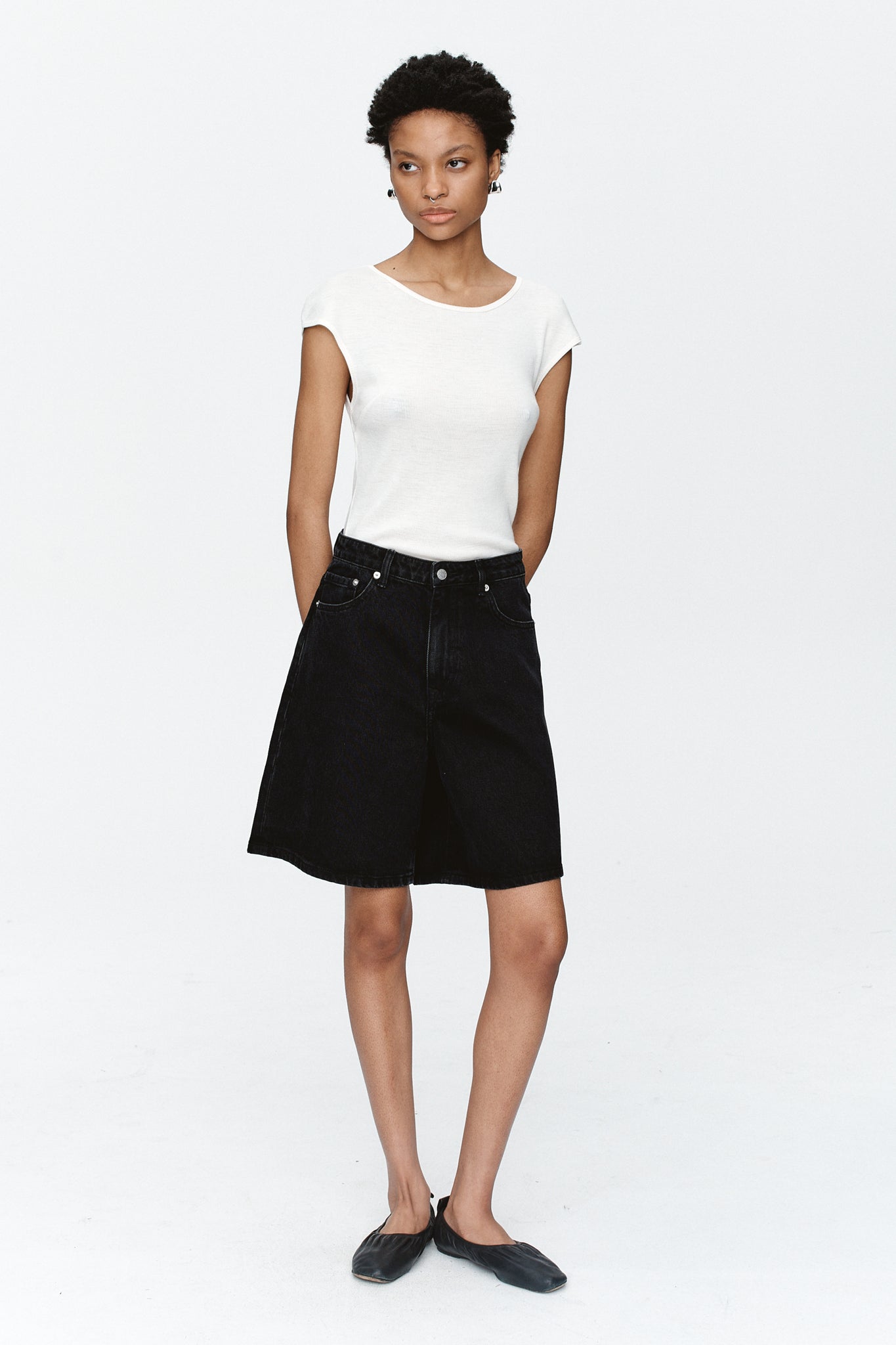 Marle | Relaxed Jean Short - Black