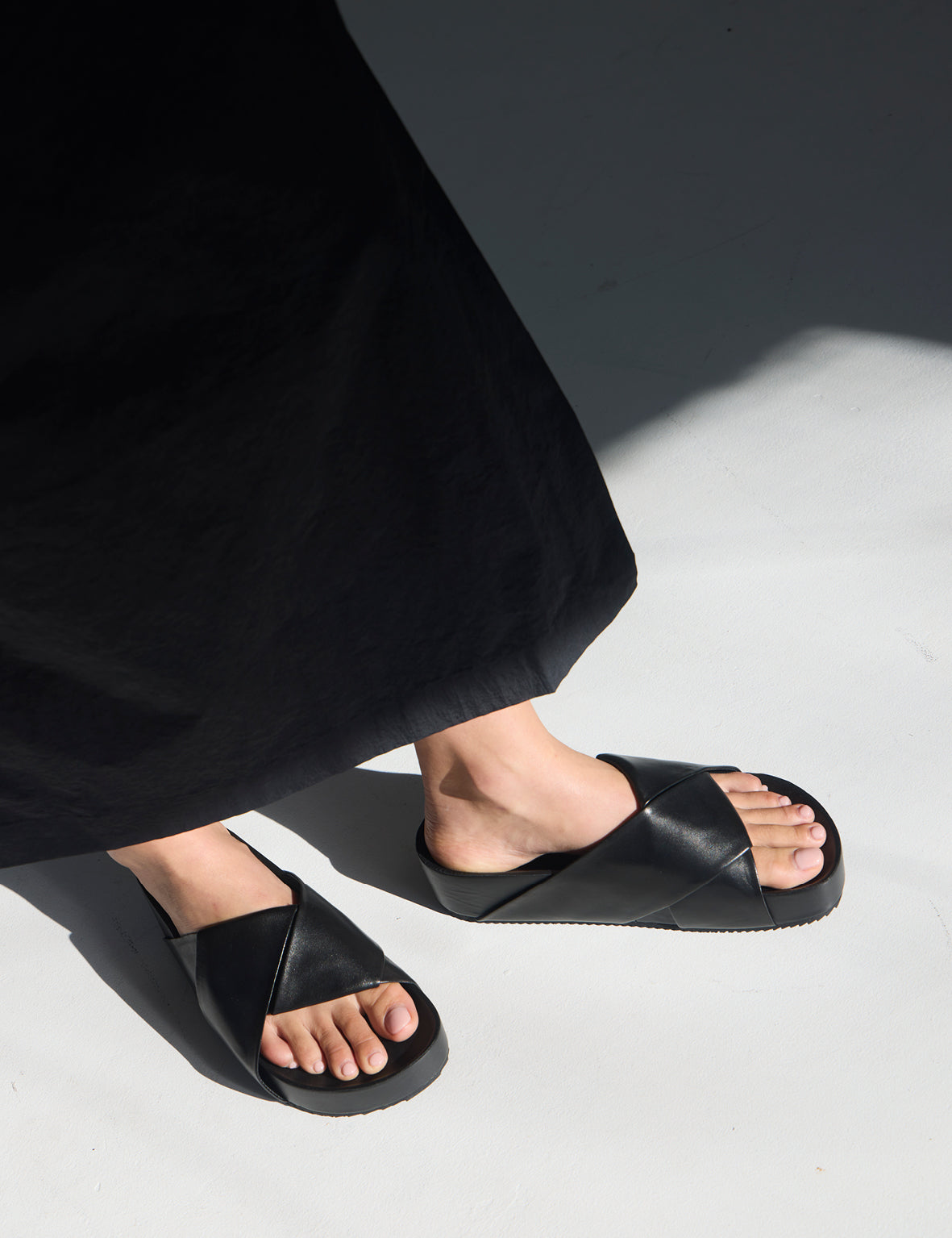 La Tribe | Nori Platform - Black