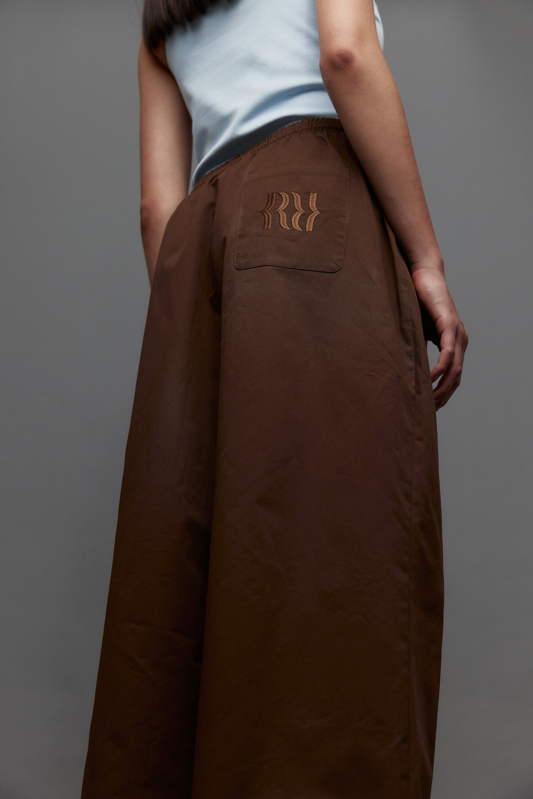 REBE | Relaxed Drawstring Trouser - Carob