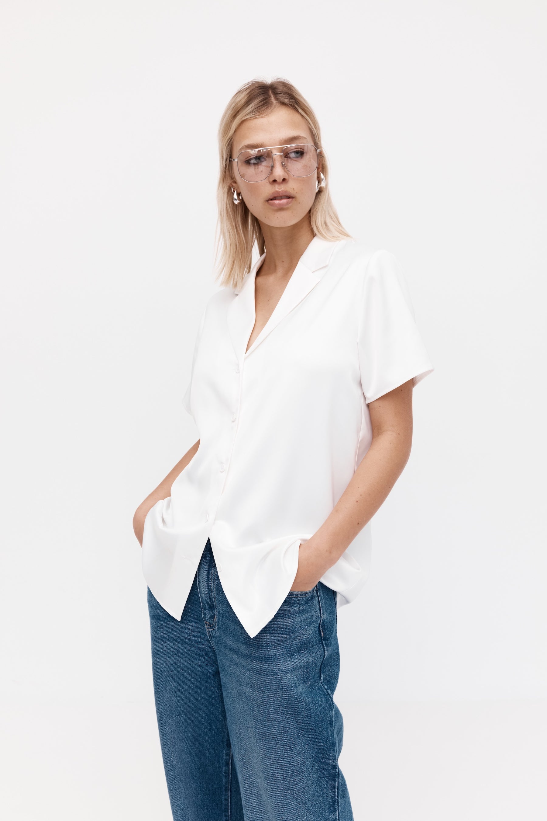 Rebe | Short Sleeve Silky Shirt - Ivory