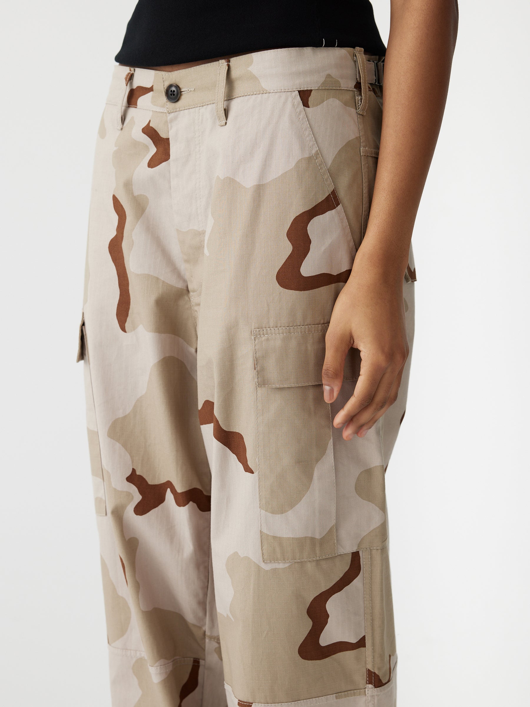 Bassike | Ripstop Camo Cargo Pant - Tan Camo