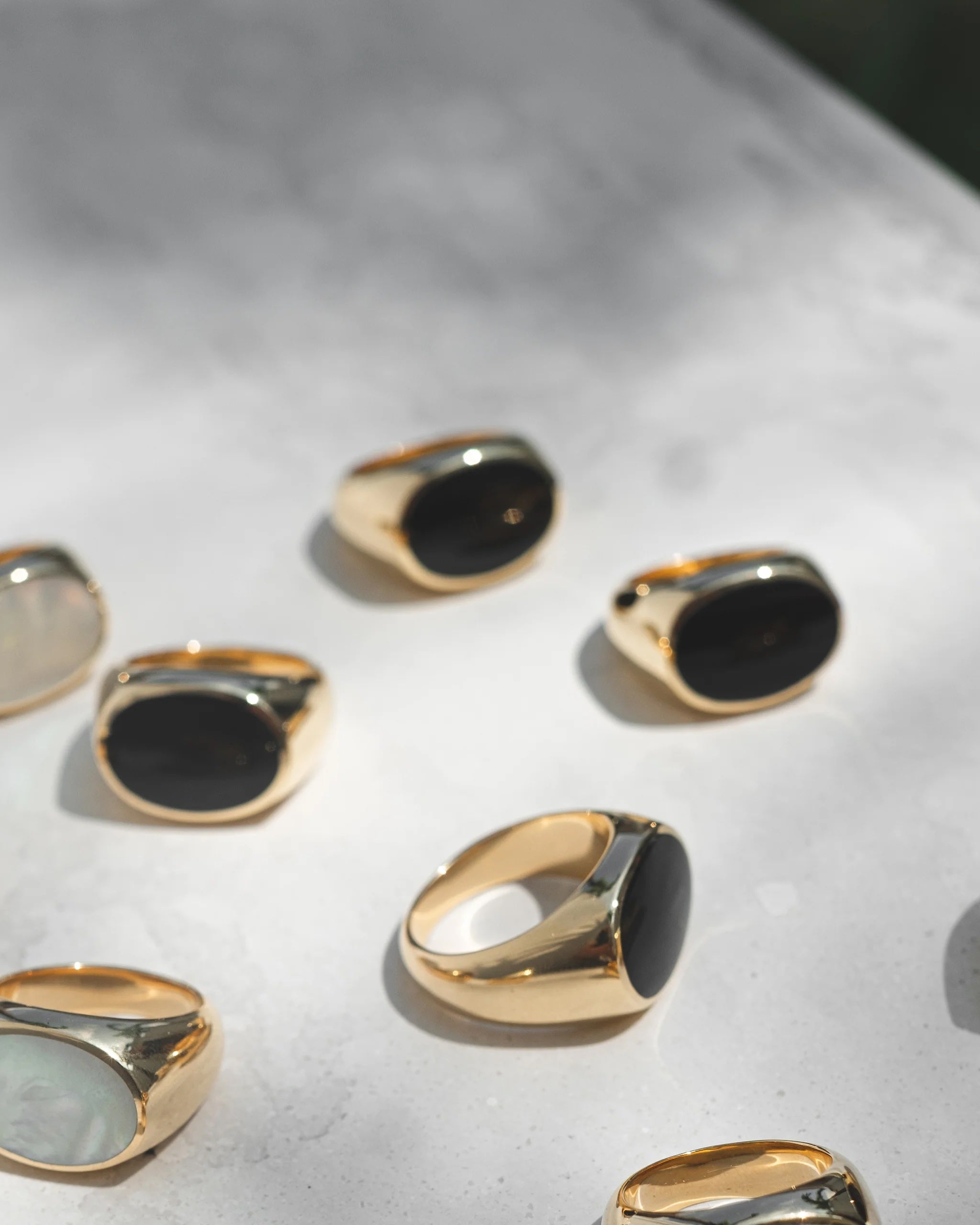 Adorn | Signet Ring - Black Onyx