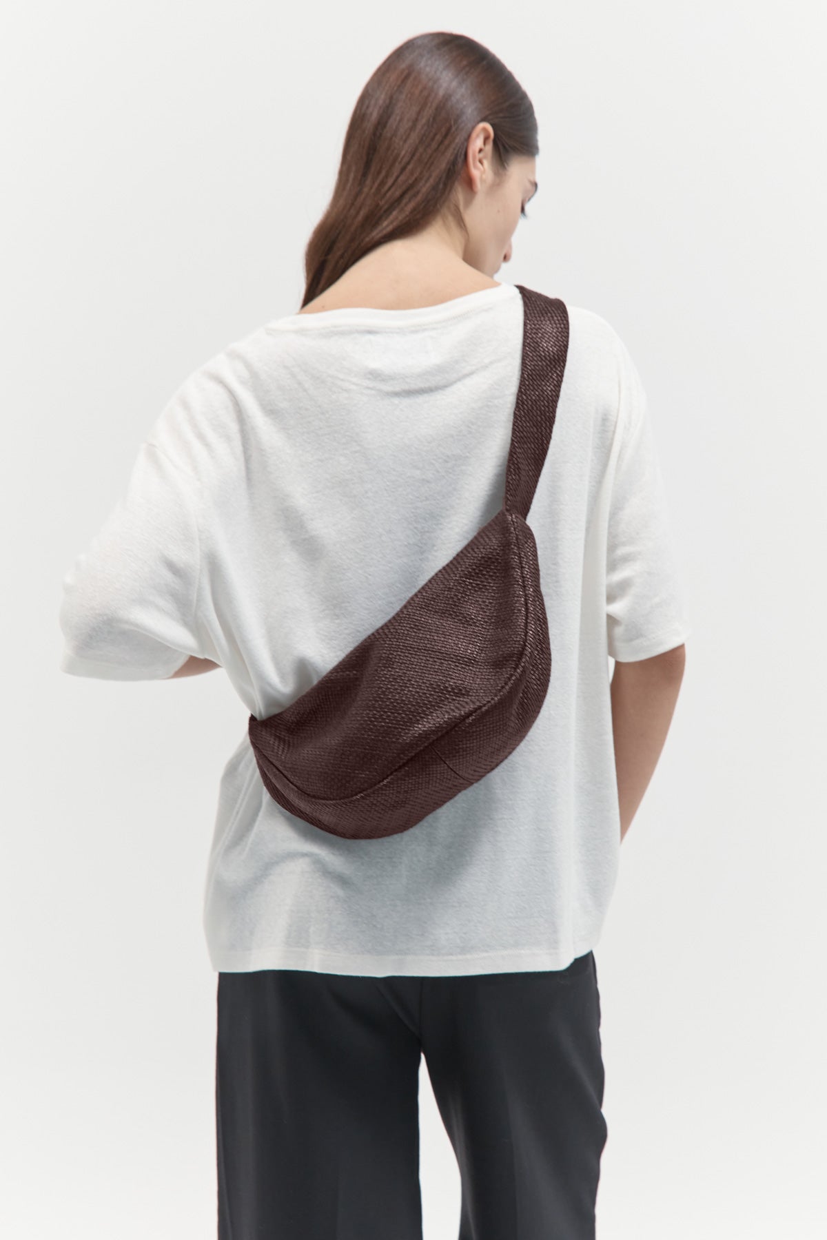 St Agni | Woven Crescent Bag - Chocolate