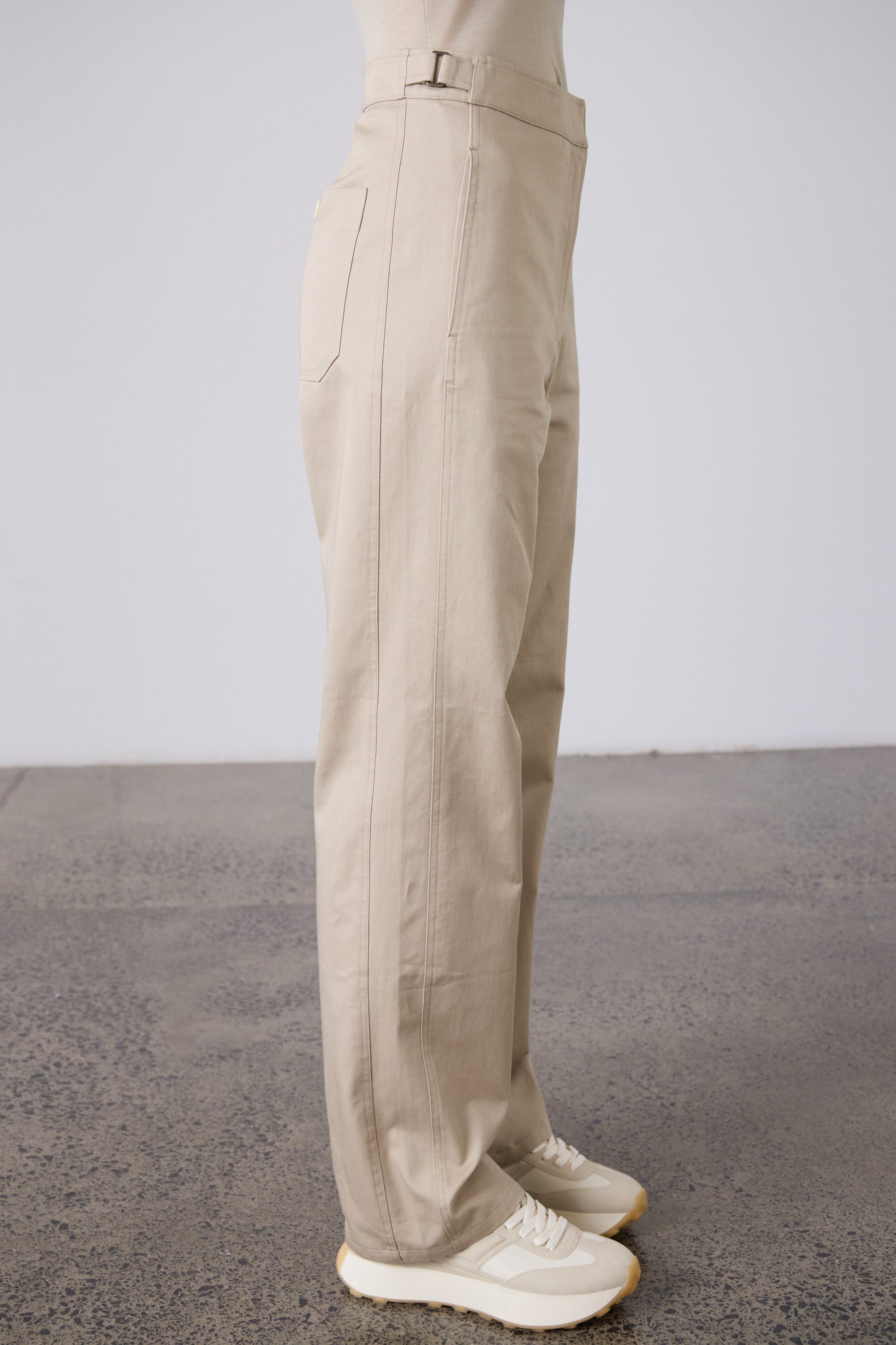 Laing | Wynn Weekender Pant - Desert Grey