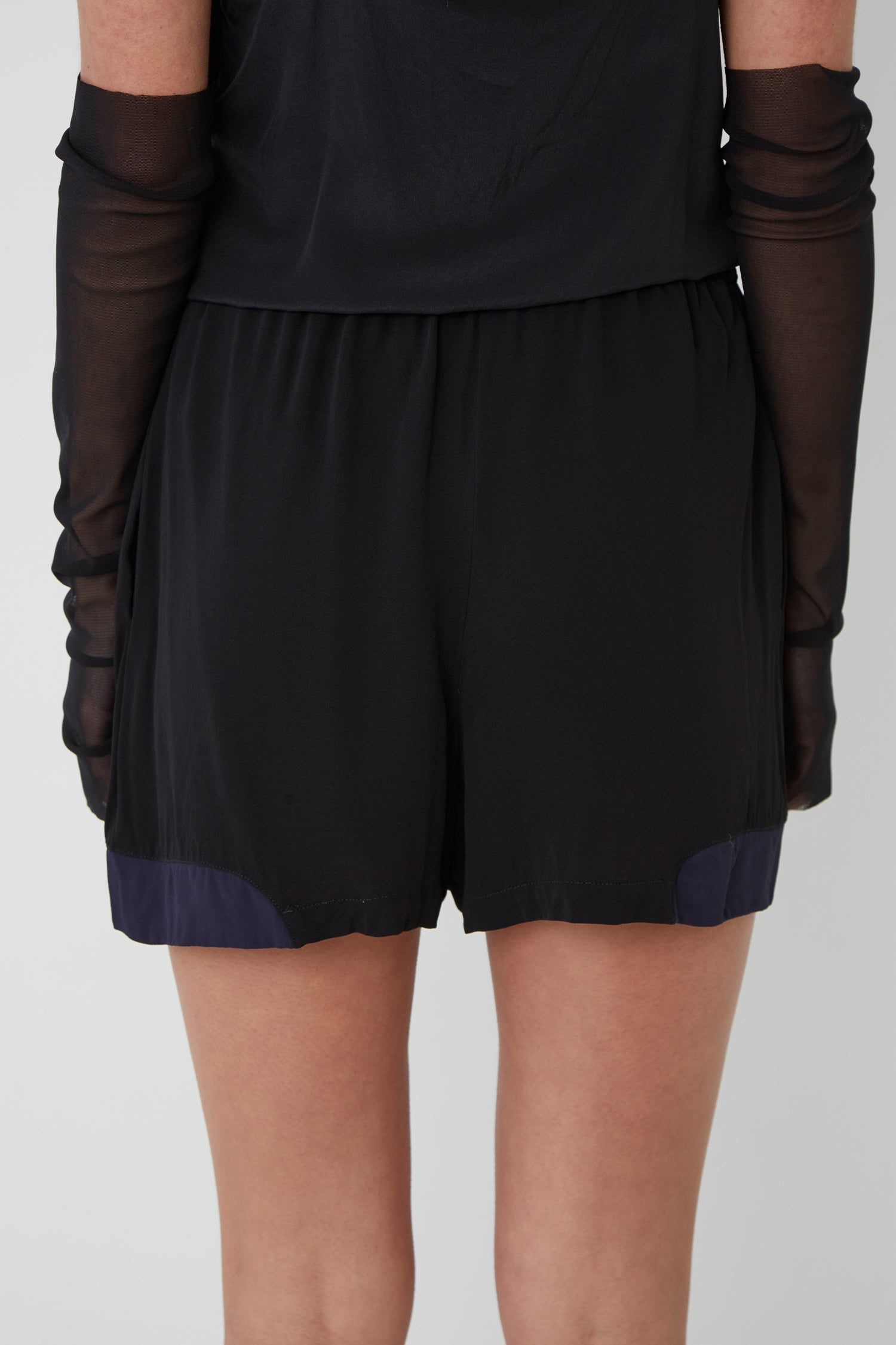 Zambesi | Relay Short - Obsidian