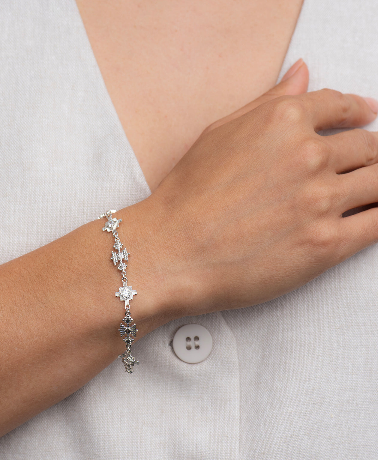 Zoe & Morgan | Ayllu Bracelet - Silver/White Zircon