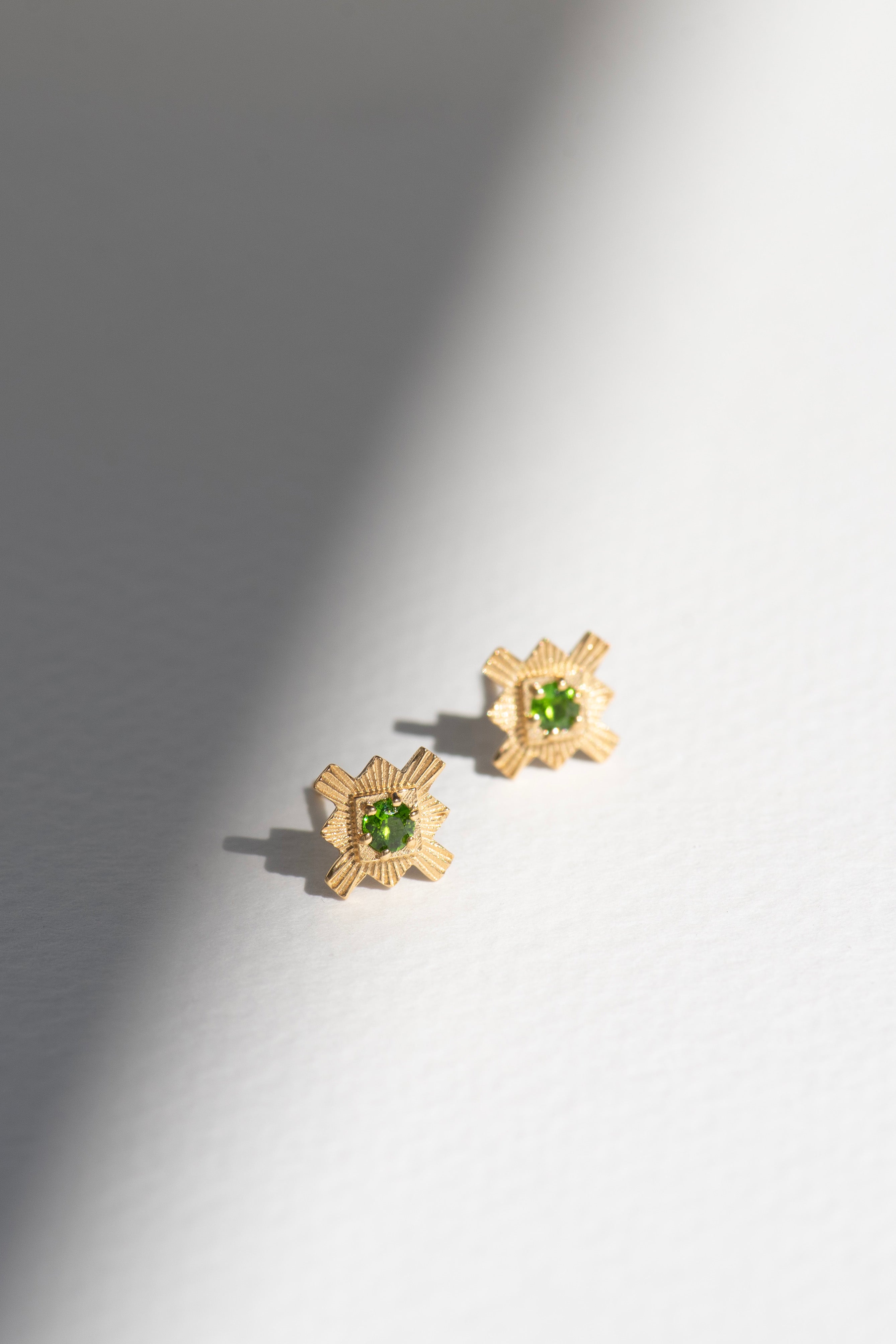 Zoe & Morgan | Inka Studs - Gold/Chrome Diopside