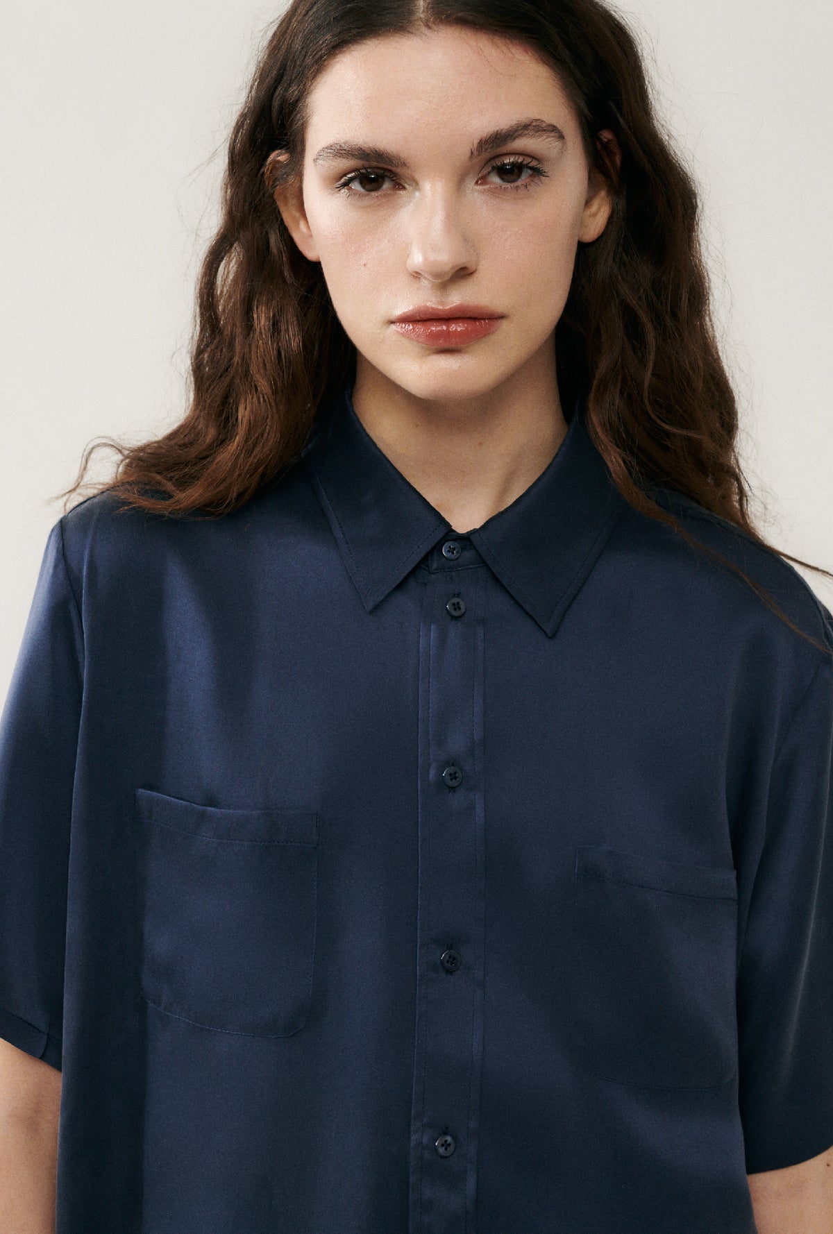 Silk Laundry | Short Sleeve Boyfriend Shirt - Midnight