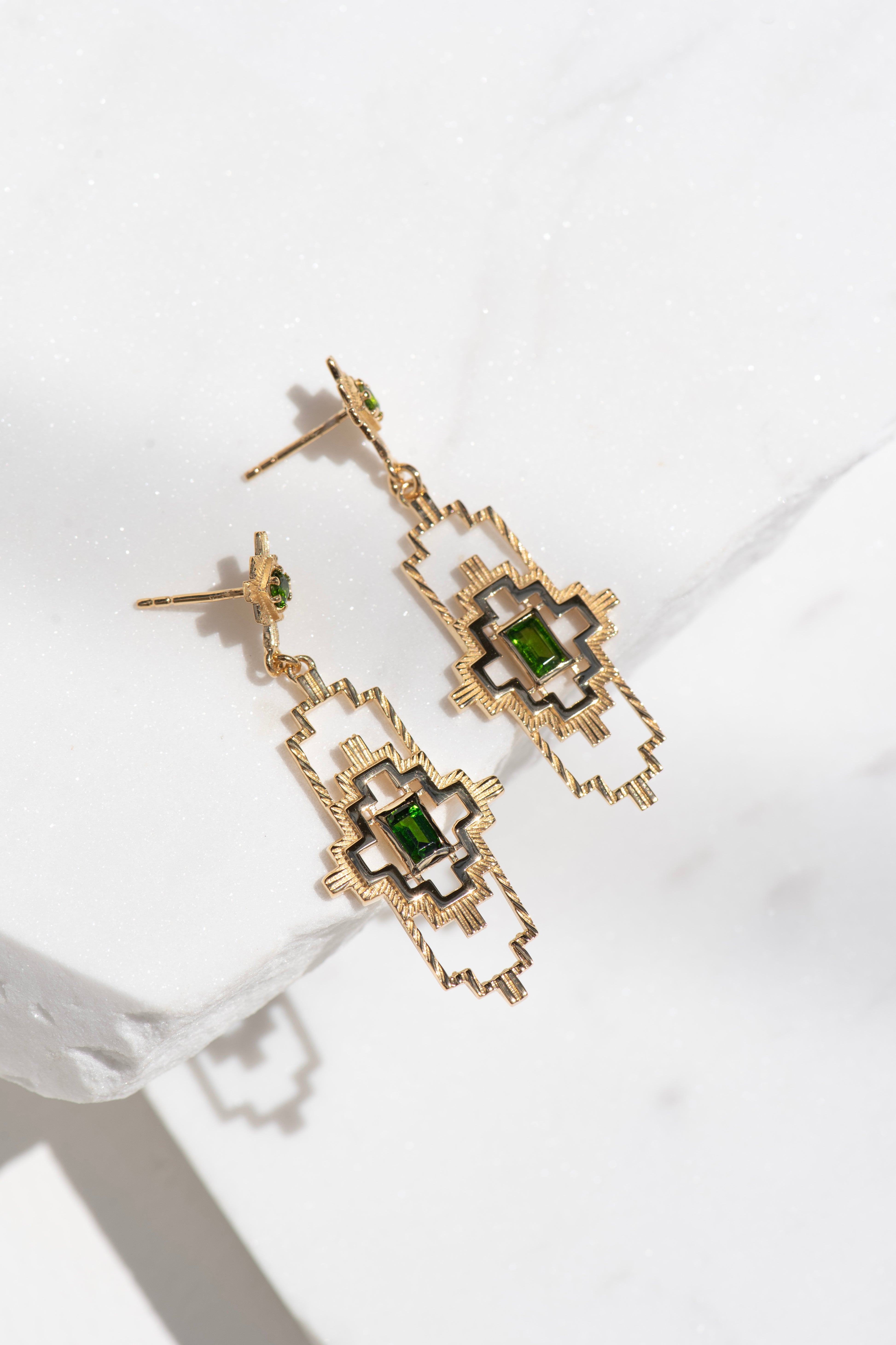 Zoe & Morgan | Munay Earrings - Gold/Chrome Diopside