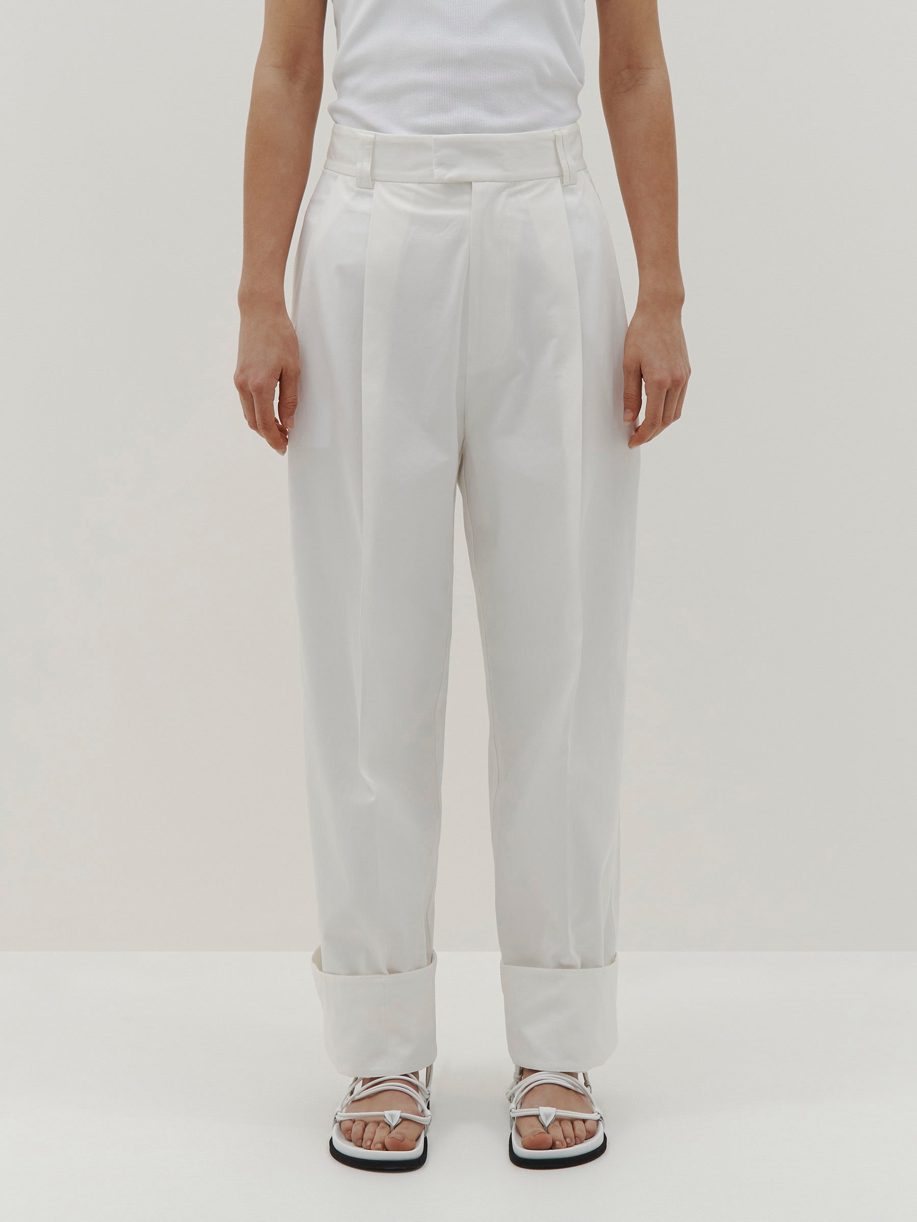 Bassike | Double Cotton Pleated Pant - White