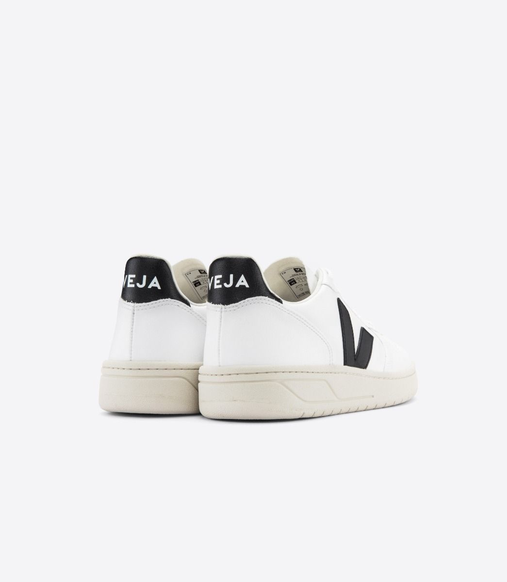 Veja | V-10 CWL - White/Black